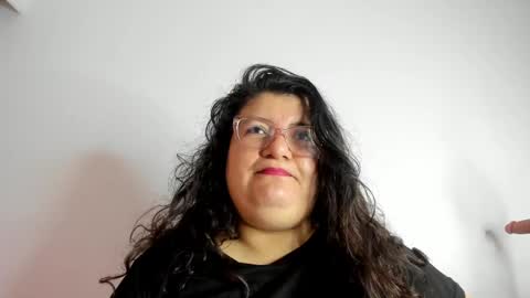 Snapshot of mystery_psique chatting on 05/23/26, 03:05 mystery_psique online show from 05/23/26, 03:05
