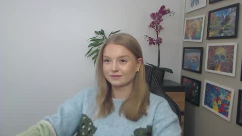 Erica online show from 02/16/26, 01:29