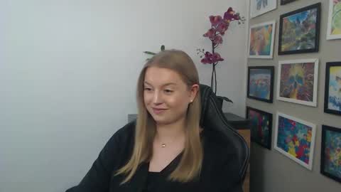 Erica online show from 04/20/26, 11:24