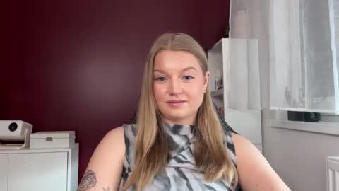 Erica online show from 05/13/26, 07:39