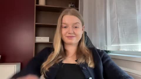 Erica online show from 05/16/26, 10:12