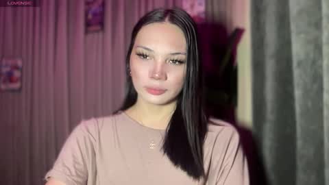 UR GIRL NEXTDOOR online show from 03/03/26, 03:01