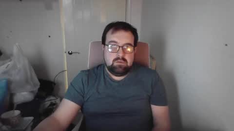 Snapshot of mysterymonkey1234 chatting on 12/04/24, 03:10 MysteryMonkey online show from 12/04/24, 03:10