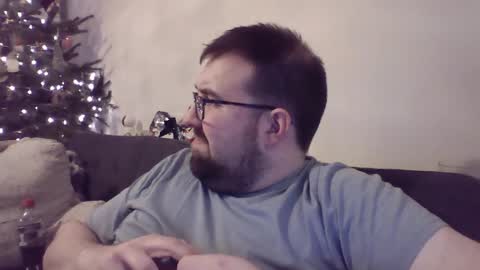 Snapshot of mysterymonkey1234 chatting on 12/28/24, 10:02 MysteryMonkey online show from 12/28/24, 10:02