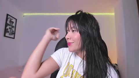 Elena online show from 09/19/25, 09:15