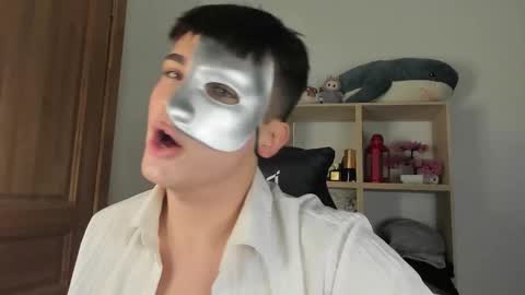 Evan Brown online show from 10/31/25, 12:22