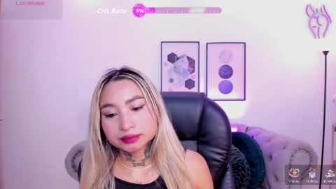 mystic_nova_ online show from 02/23/26, 05:54