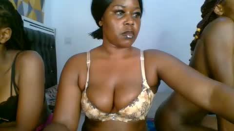 mystic_saucy online show from 10/11/25, 05:33