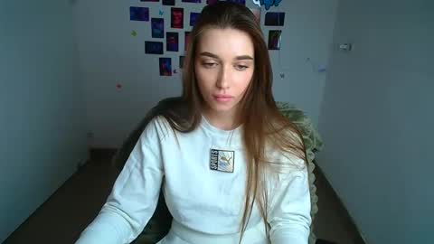 Amelia online show from 04/23/26, 12:29