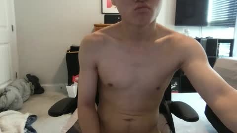 Snapshot of mysticlust_ chatting on 01/07/26, 03:25 Evan online show from 01/07/26, 03:25