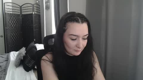 MysticMuse online show from 02/18/25, 05:21