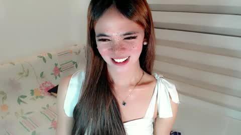 Snapshot of mysticofcum22 chatting on 06/17/26, 08:21 Krestine online show from 06/17/26, 08:21