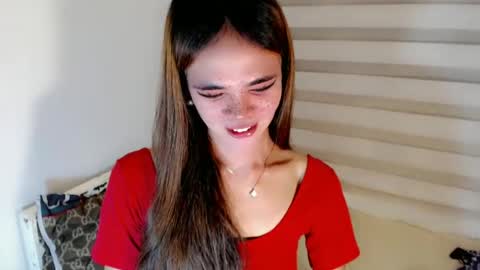 Snapshot of mysticofcum22 chatting on 06/25/26, 11:20 Krestine online show from 06/25/26, 11:20
