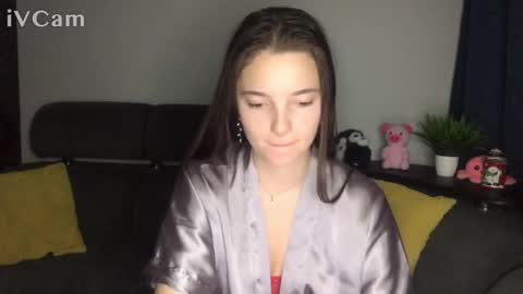 Snapshot of mysticrose_ chatting on 10/30/25, 05:13 Leya online show from 10/30/25, 05:13