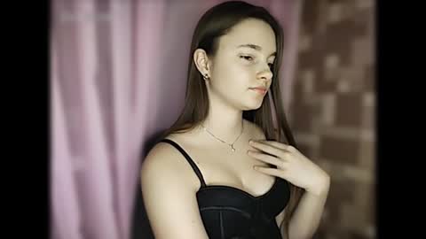 Snapshot of mysticrose_ chatting on 02/24/26, 07:34 Leya online show from 02/24/26, 07:34