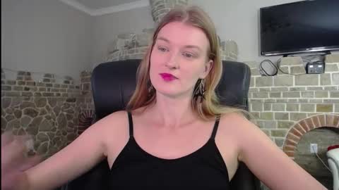 mysticvenus_ online show from 09/23/25, 01:47