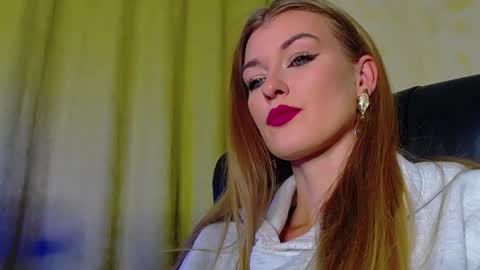 mysticvenus_ online show from 11/27/25, 03:25