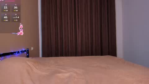 Snapshot of mystique_doll chatting on 02/27/25, 08:31 mystique_doll online show from 02/27/25, 08:31