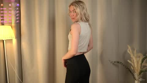 Olivia or just olive online show from 03/02/26, 07:32