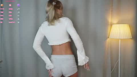 Olivia or just olive online show from 06/03/26, 07:08