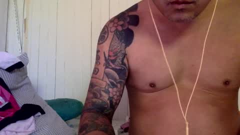 str8 dom alphaAsian Daddy type. sorry not bi or  curious but i dont judgediscrimenate. online show from 02/02/25, 07:25