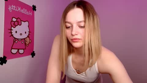 Snapshot of n0_nude chatting on 02/12/25, 01:37 Eva online show from 02/12/25, 01:37