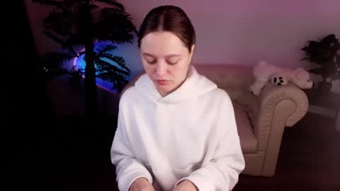 Snapshot of n0_nude chatting on 10/01/25, 02:50 Eva online show from 10/01/25, 02:50