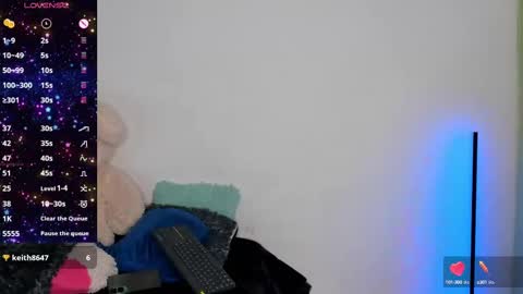 Snapshot of n_tiana chatting on 02/13/25, 04:43 Tiana online show from 02/13/25, 04:43