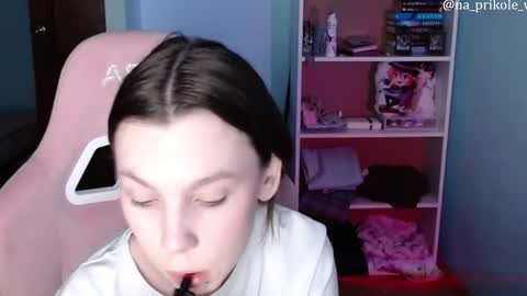 Vanessa and Julia  online show from 03/29/26, 05:13