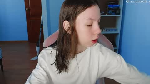 Vanessa and Julia  online show from 04/01/26, 07:09