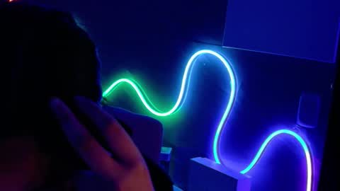 naaomi_cute online show from 10/15/25, 01:28