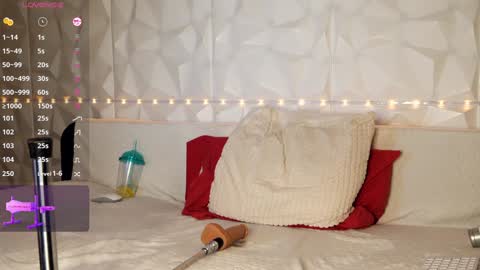 Snapshot of naathasa_ chatting on 01/31/25, 11:24 Naathasa   online show from 01/31/25, 11:24