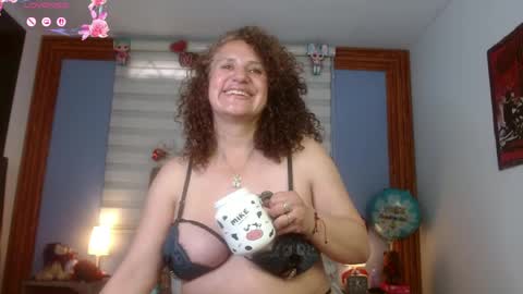Snapshot of nadia_84 chatting on 05/04/26, 07:43 nadia_84 online show from 05/04/26, 07:43
