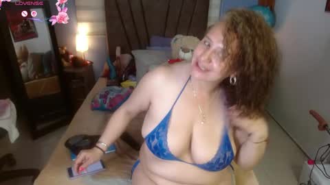 Snapshot of nadia_84 chatting on 05/16/26, 01:43 nadia_84 online show from 05/16/26, 01:43
