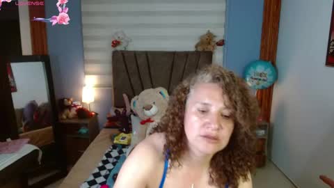 Snapshot of nadia_84 chatting on 05/26/26, 12:12 nadia_84 online show from 05/26/26, 12:12