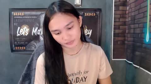 nadiestar online show from 04/30/26, 11:09