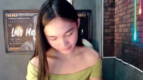 nadiestar online show from 05/22/26, 01:02