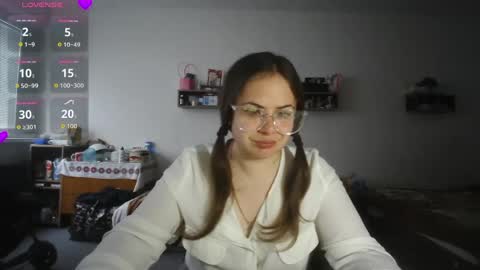 Snapshot of nadiiamorgun chatting on 05/12/26, 05:37 nadiiamorgun online show from 05/12/26, 05:37