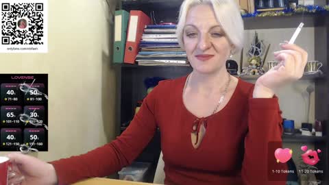 Nadin online show from 12/23/24, 12:08