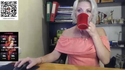 Nadin online show from 10/11/25, 07:01