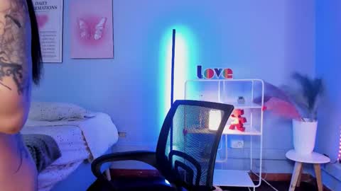 Naenia online show from 03/07/26, 03:36