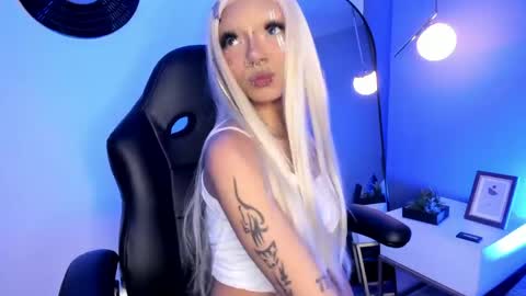 Snapshot of naff_eratu chatting on 05/20/26, 10:38 naff_eratu online show from 05/20/26, 10:38