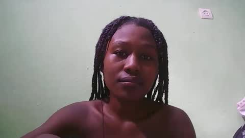 nah296652 online show from 05/09/26, 05:56