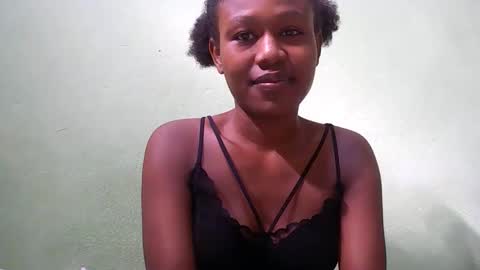 Snapshot of nah296652 chatting on 05/12/26, 05:59 nah296652 online show from 05/12/26, 05:59