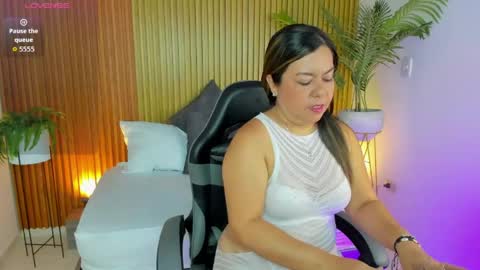 Snapshot of nahia_13 chatting on 06/04/26, 12:55 N A H I A online show from 06/04/26, 12:55