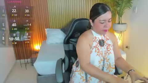 Snapshot of nahia_13 chatting on 06/15/26, 12:29 N A H I A online show from 06/15/26, 12:29