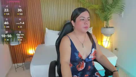 Snapshot of nahia_13 chatting on 07/15/26, 12:54 N A H I A online show from 07/15/26, 12:54