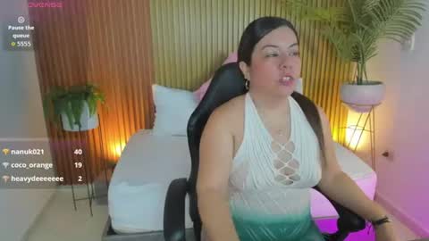 Snapshot of nahia_13 chatting on 07/17/26, 12:23 N A H I A online show from 07/17/26, 12:23