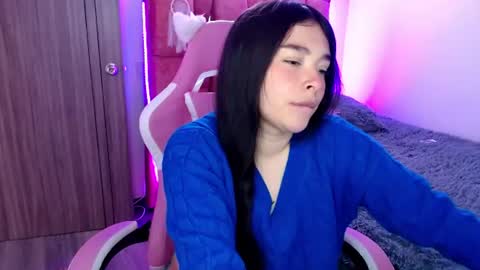  Nahia  online show from 06/13/26, 02:26
