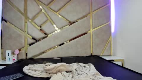  Valeria  online show from 03/12/25, 10:37